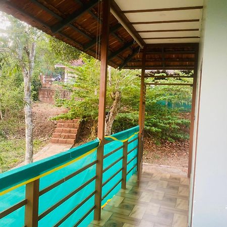 Vila Happydays Hut Mananthavady Exteriér fotografie