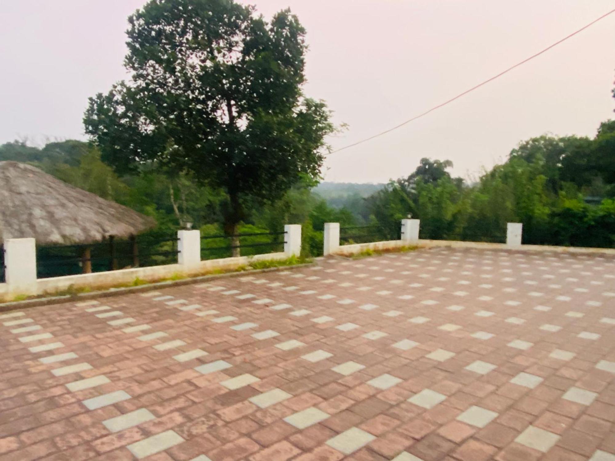Vila Happydays Hut Mananthavady Exteriér fotografie